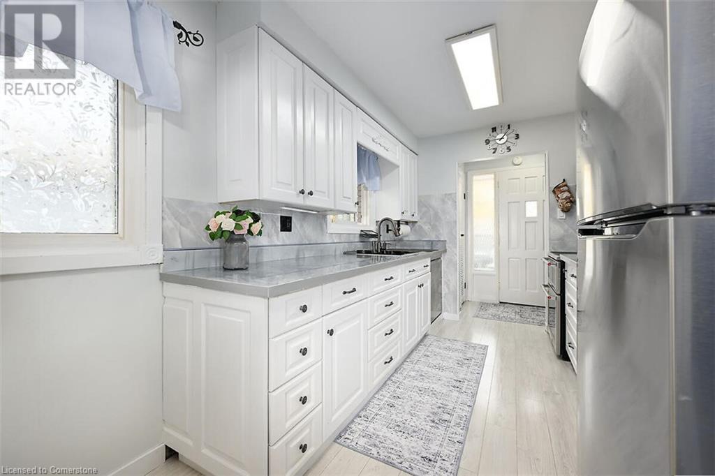 511 Stone Church Road W, Hamilton, Ontario  L9B 1A5 - Photo 4 - 40672594