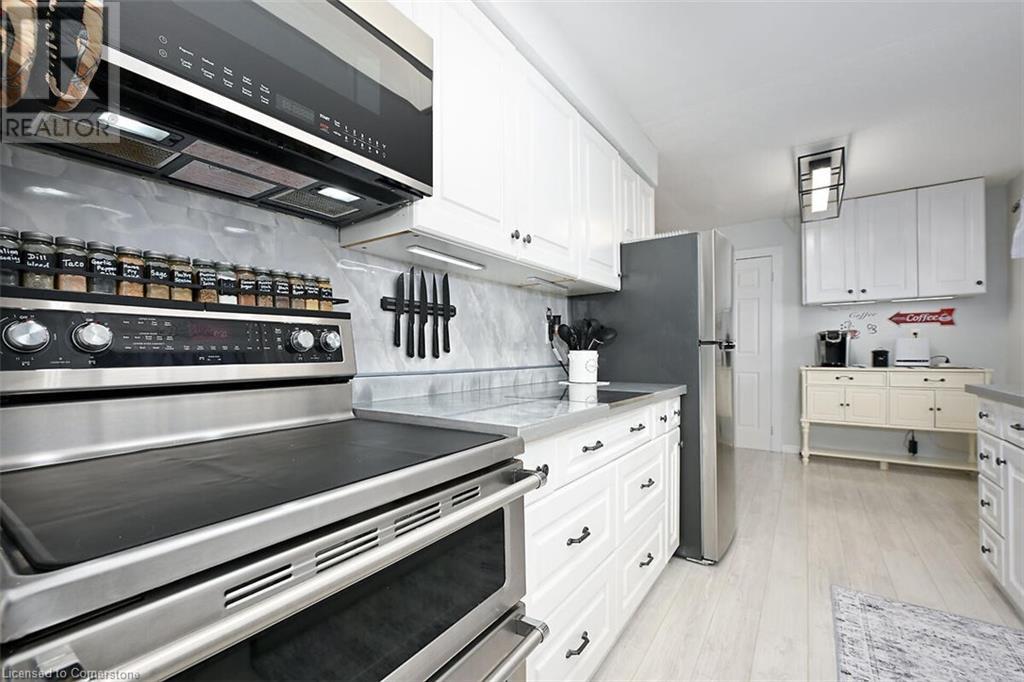 511 Stone Church Road W, Hamilton, Ontario  L9B 1A5 - Photo 13 - 40672594