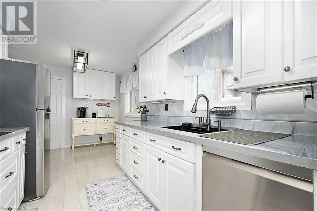 511 Stone Church Road W, Hamilton, Ontario  L9B 1A5 - Photo 6 - 40672594