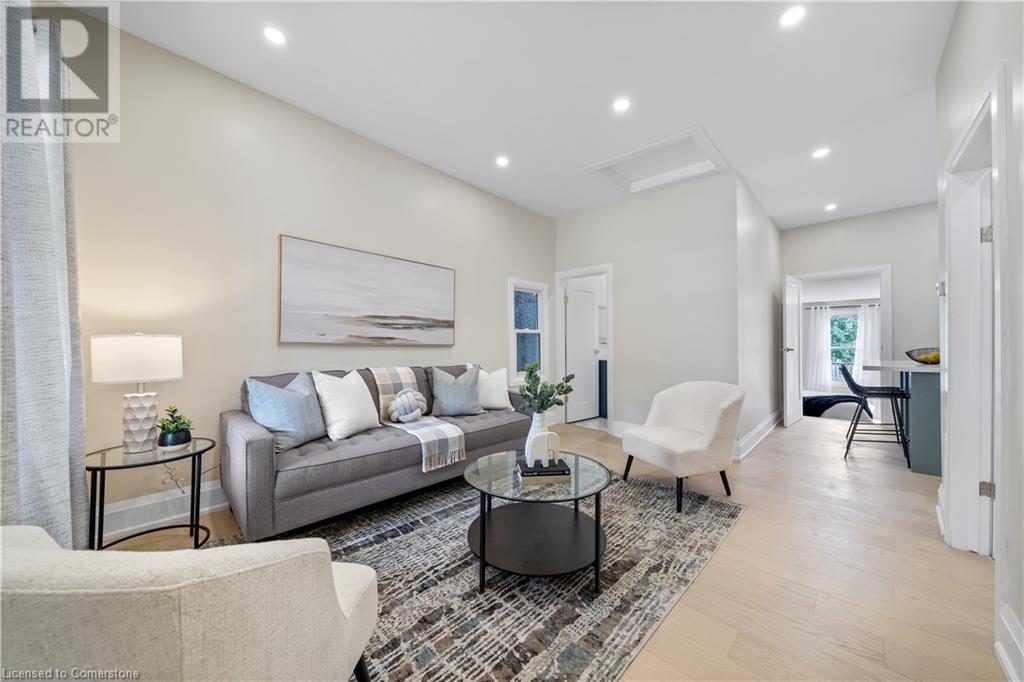 22 WINDSOR Street, Hamilton, Ontario