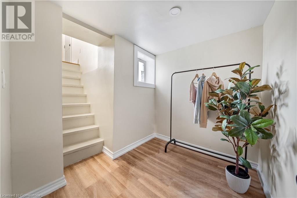 22 Windsor Street, Hamilton, Ontario  L8R 2G8 - Photo 29 - 40684143