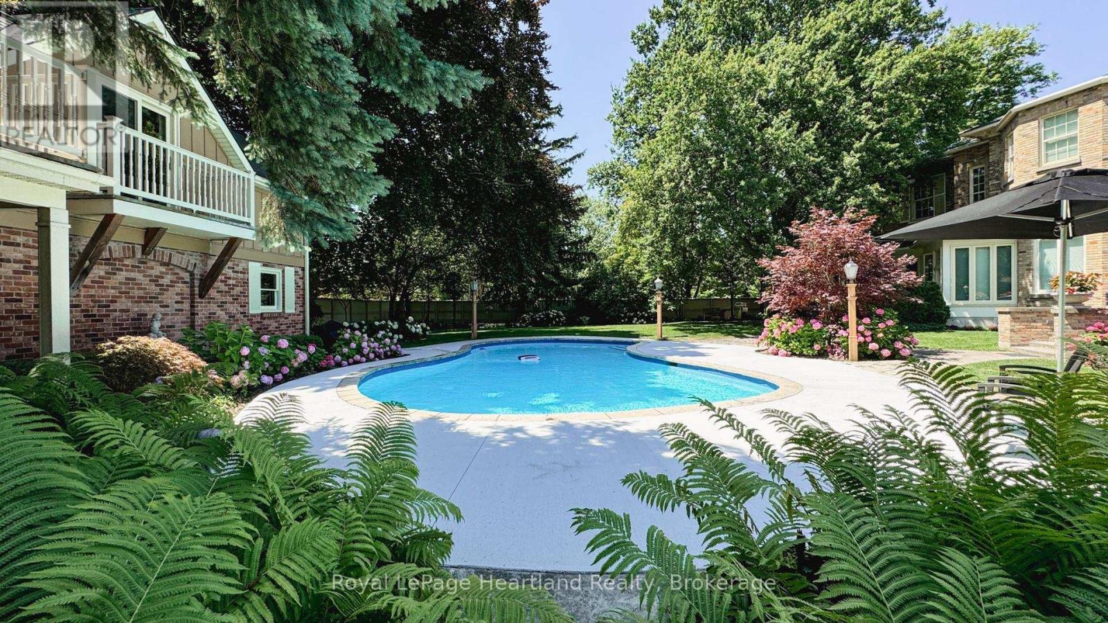 100 - 5 Cobourg Street, Goderich, Ontario  N7A 2J1 - Photo 3 - X11899284