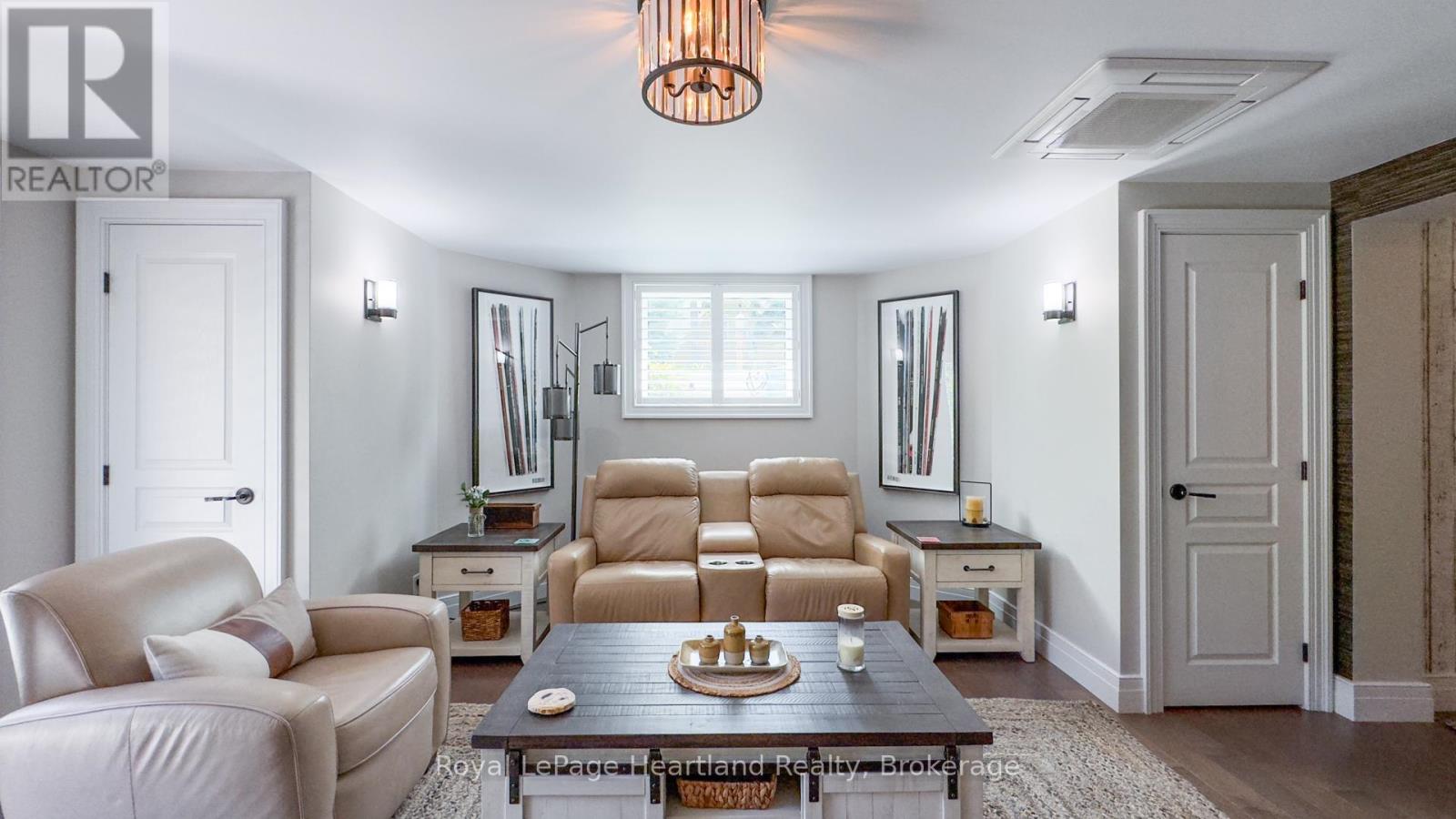 100 - 5 Cobourg Street, Goderich, Ontario  N7A 2J1 - Photo 5 - X11899284