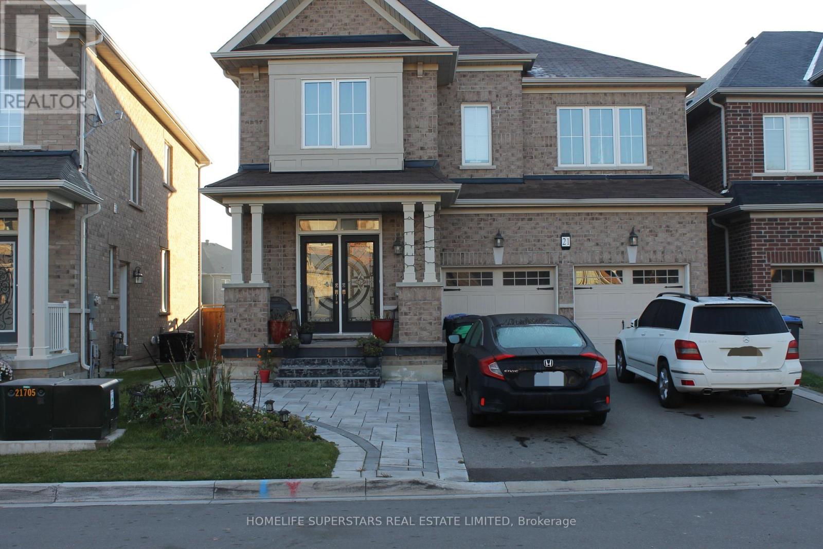 21 Iguana Trail, Brampton, Ontario  L7A 4N2 - Photo 1 - W11899318