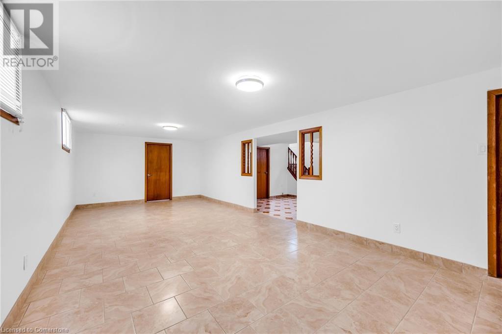 144 Deschene Avenue, Hamilton, Ontario  L9A 3K1 - Photo 31 - 40686064