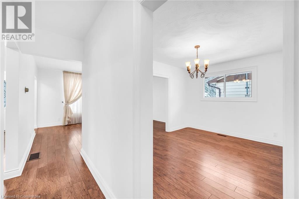 144 Deschene Avenue, Hamilton, Ontario  L9A 3K1 - Photo 10 - 40686064