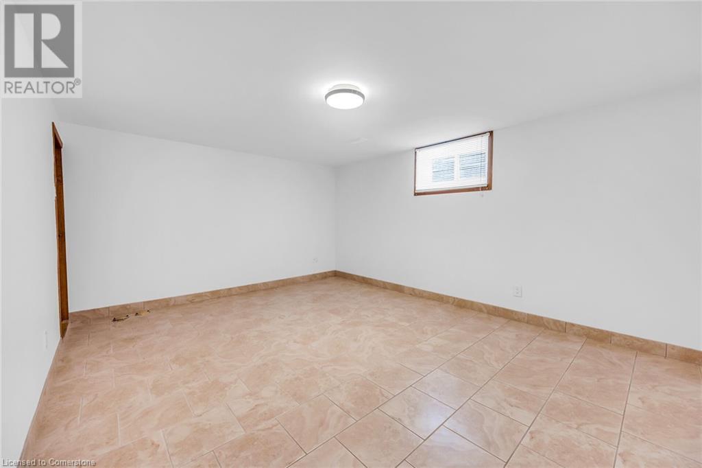 144 Deschene Avenue, Hamilton, Ontario  L9A 3K1 - Photo 29 - 40686064