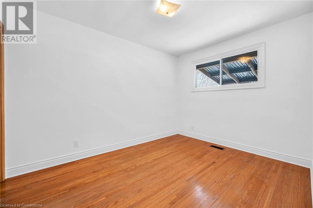 144 Deschene Avenue, Hamilton, Ontario  L9A 3K1 - Photo 18 - 40686064