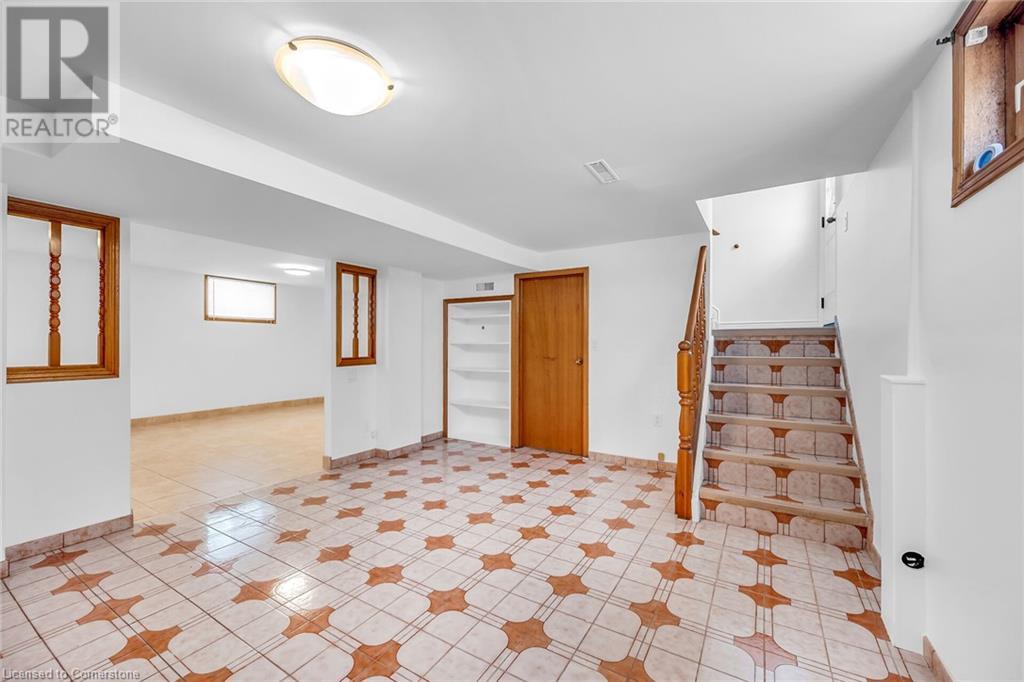 144 Deschene Avenue, Hamilton, Ontario  L9A 3K1 - Photo 34 - 40686064