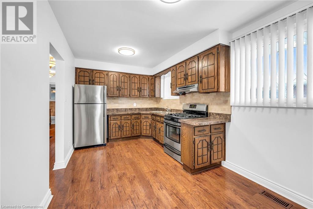 144 Deschene Avenue, Hamilton, Ontario  L9A 3K1 - Photo 14 - 40686064