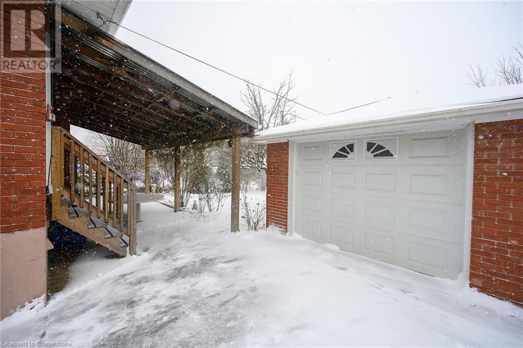 144 Deschene Avenue, Hamilton, Ontario  L9A 3K1 - Photo 40 - 40686064