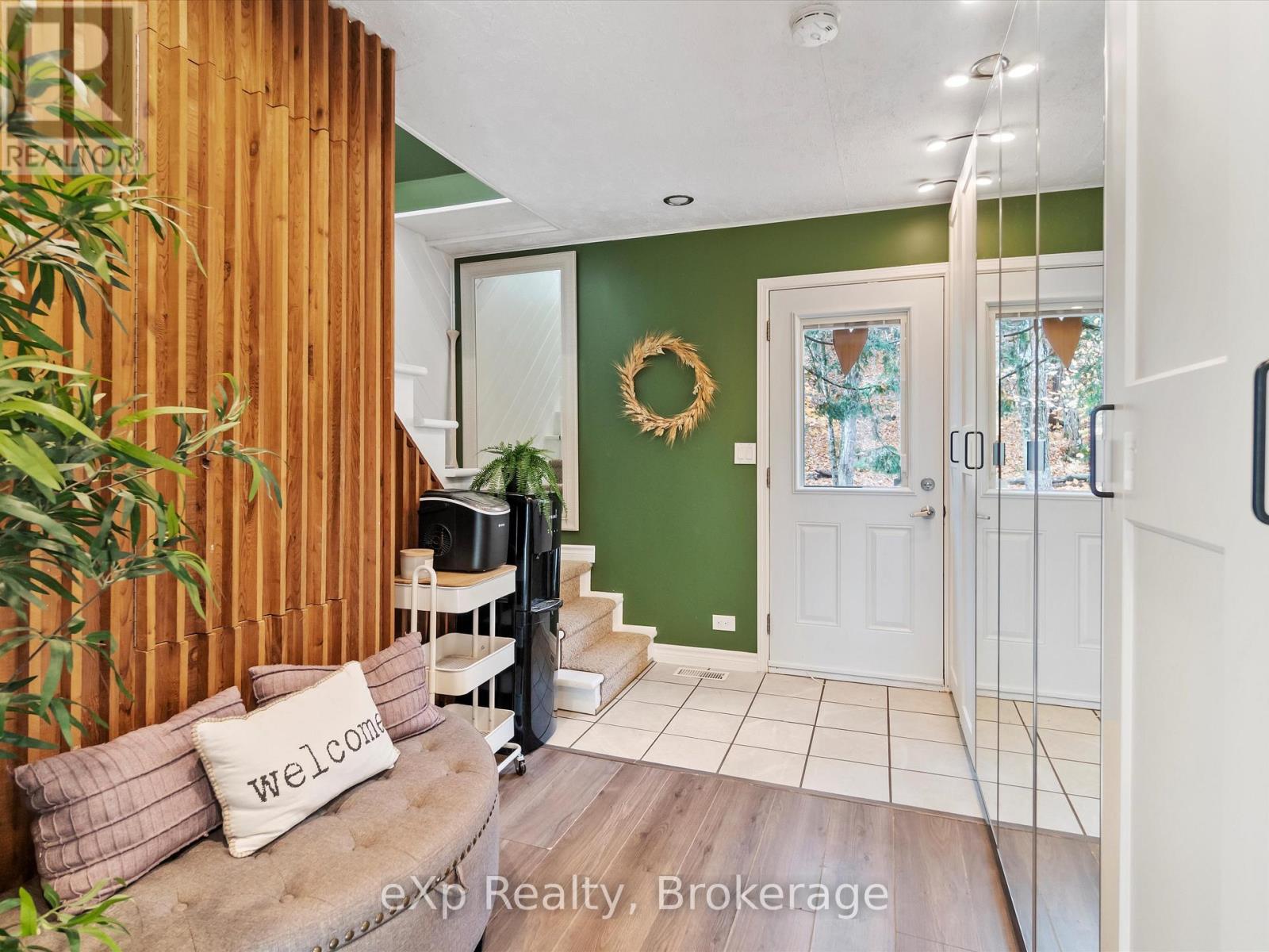 25335 35 Highway, Lake Of Bays, Ontario  P0A 1H0 - Photo 4 - X10438275