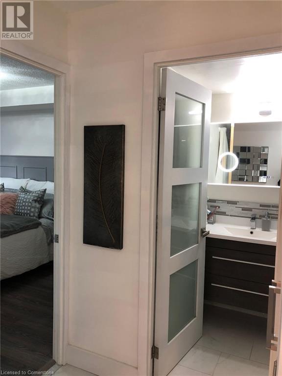 1270 Maple Crossing Boulevard Unit# 506Burlington, Ontario  L7S 2J3 - Photo 12 - 40685717