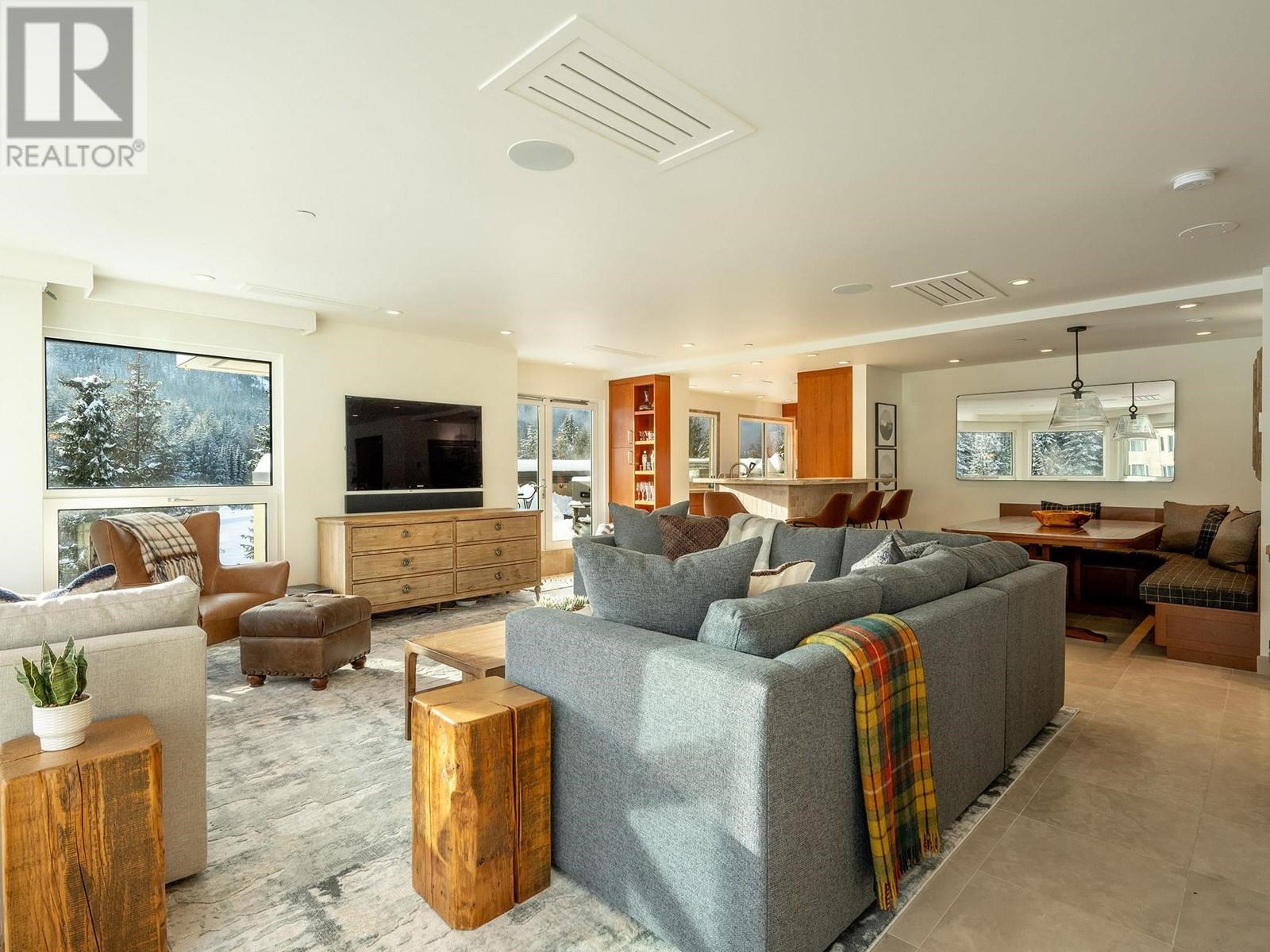 501.601 4557 Blackcomb Way, Whistler, British Columbia  V8E 0Y2 - Photo 6 - R2951312