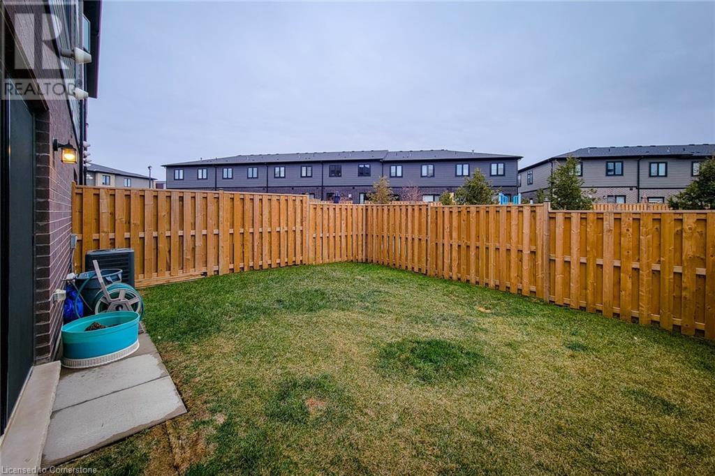 55 Sentinel Lane Lane, Hamilton, Ontario  L9C 0E8 - Photo 8 - 40686209