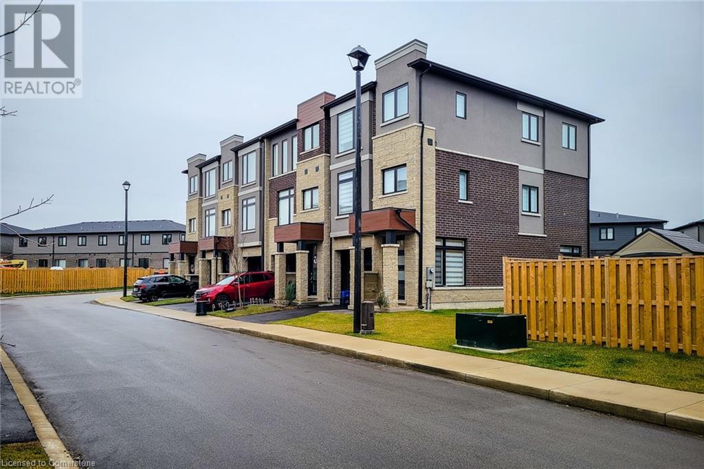 55 Sentinel Lane Lane, Hamilton, Ontario  L9C 0E8 - Photo 3 - 40686209