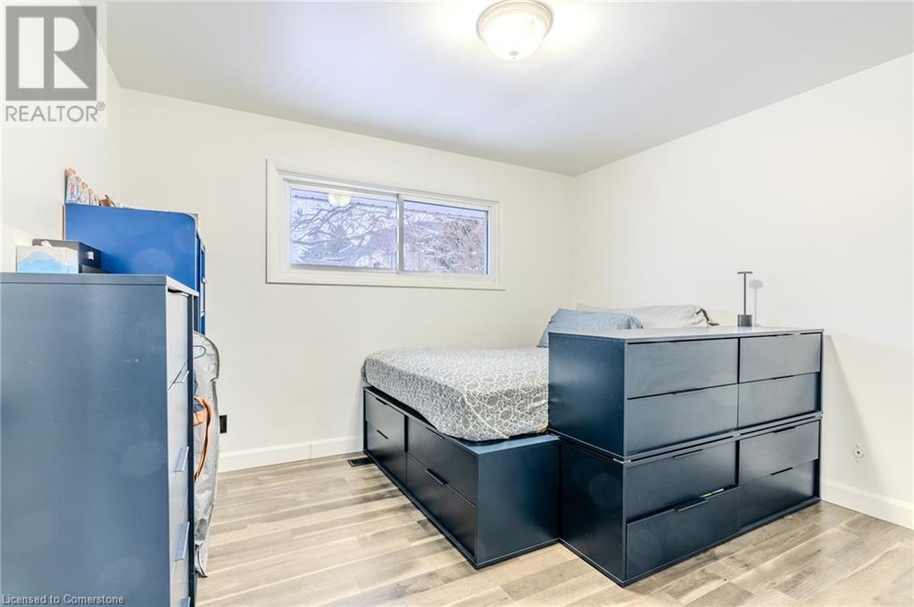 30 Radford AvenueCambridge, Ontario  N1R 5L7 - Photo 18 - 40686245