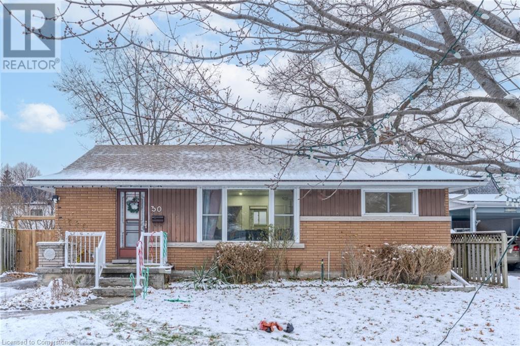 30 Radford AvenueCambridge, Ontario  N1R 5L7 - Photo 3 - 40686245