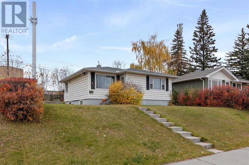 5607 Thorndale Place NW, Calgary, Alberta