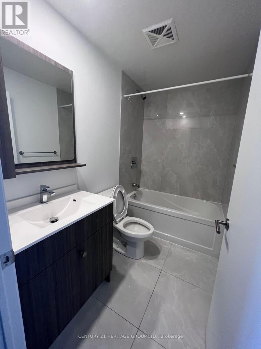 2215 - 75 Canterbury Place, Toronto, Ontario  M2N 0L2 - Photo 7 - C11899219