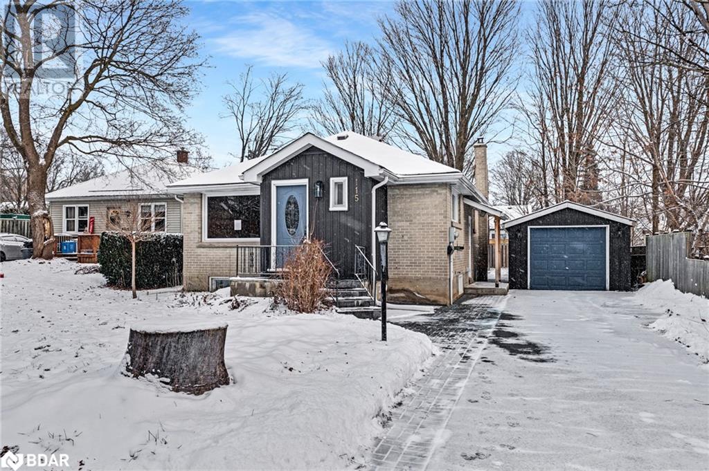 115 Duckworth Street, Barrie, Ontario  L4M 3V9 - Photo 3 - 40686153