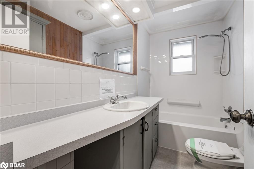115 Duckworth Street, Barrie, Ontario  L4M 3V9 - Photo 20 - 40686153
