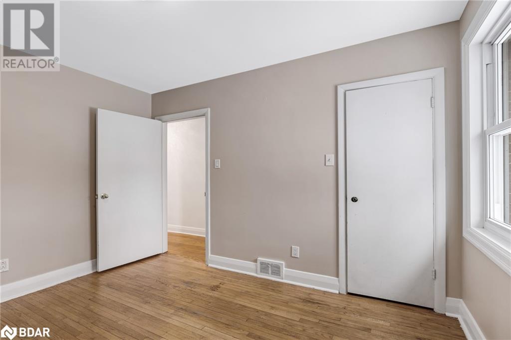 115 Duckworth Street, Barrie, Ontario  L4M 3V9 - Photo 22 - 40686153