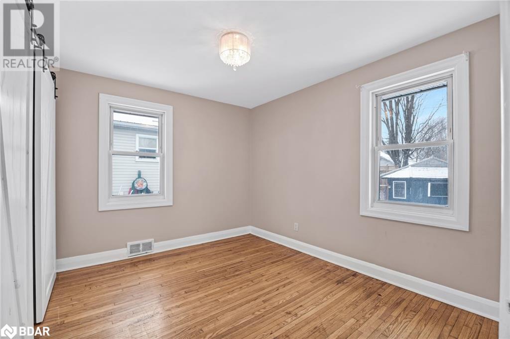 115 Duckworth Street, Barrie, Ontario  L4M 3V9 - Photo 17 - 40686153