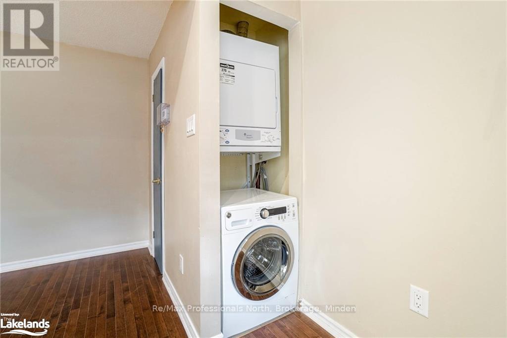 214 Gerrard Street E, Toronto, Ontario  M5A 2E6 - Photo 16 - C11822817