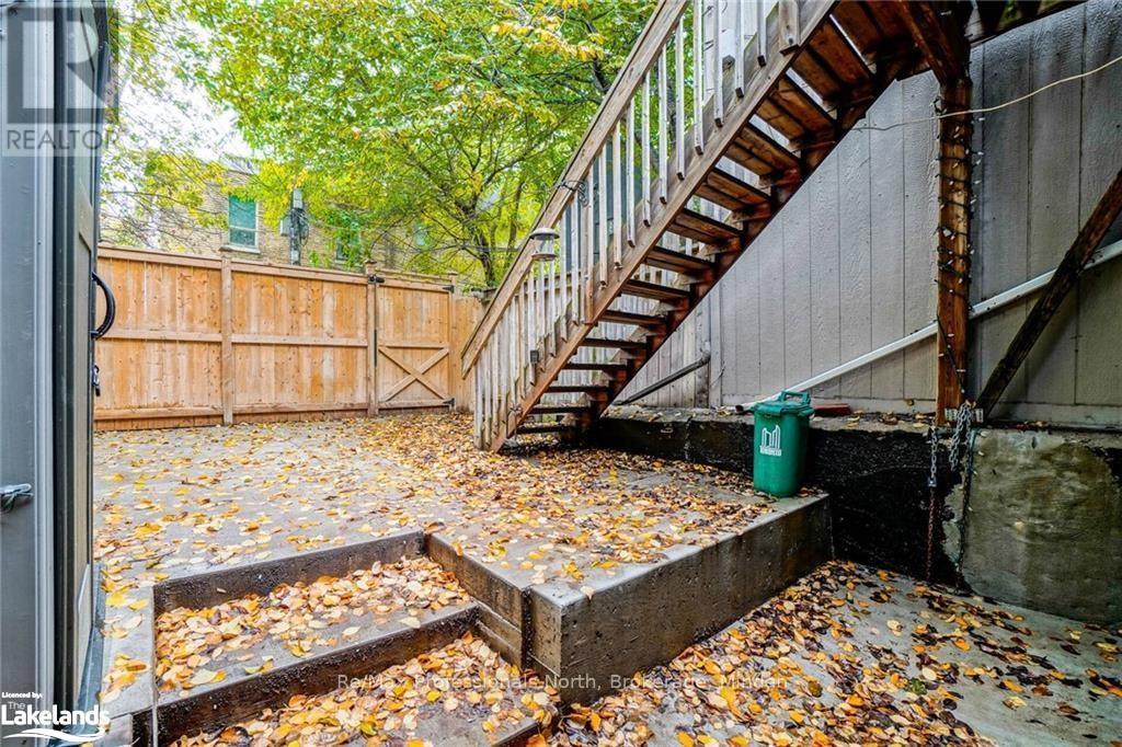 214 Gerrard Street E, Toronto, Ontario  M5A 2E6 - Photo 37 - C11822817