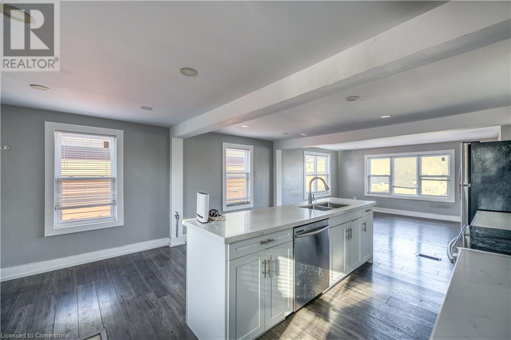 48 Shaw Street Unit# 3, Hamilton, Ontario  L8L 3P3 - Photo 11 - 40685351