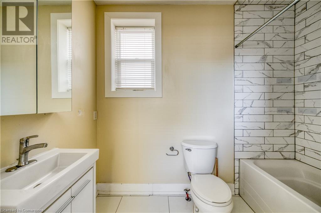 48 Shaw Street Unit# 2, Hamilton, Ontario  L8L 3P3 - Photo 9 - 40685347