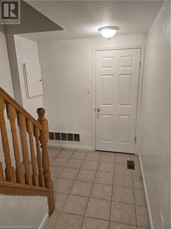 233 Wilderness Drive Unit# Lower, Kitchener, Ontario  N2E 3R5 - Photo 5 - 40686254