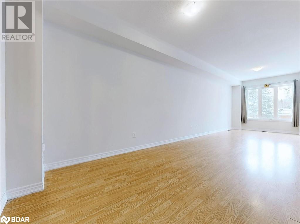 42 Greenwood Drive, Angus, Ontario  L0M 1B4 - Photo 5 - 40686265