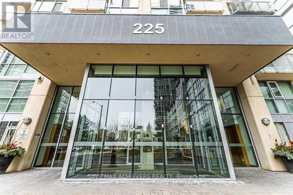 2702 - 225 Webb Drive, Mississauga, Ontario  L5B 4P2 - Photo 1 - W11899589