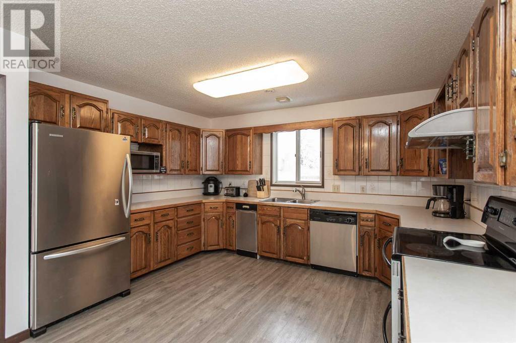 5214 Silverpark Close, Olds, Alberta  T4H 1B3 - Photo 8 - A2183832