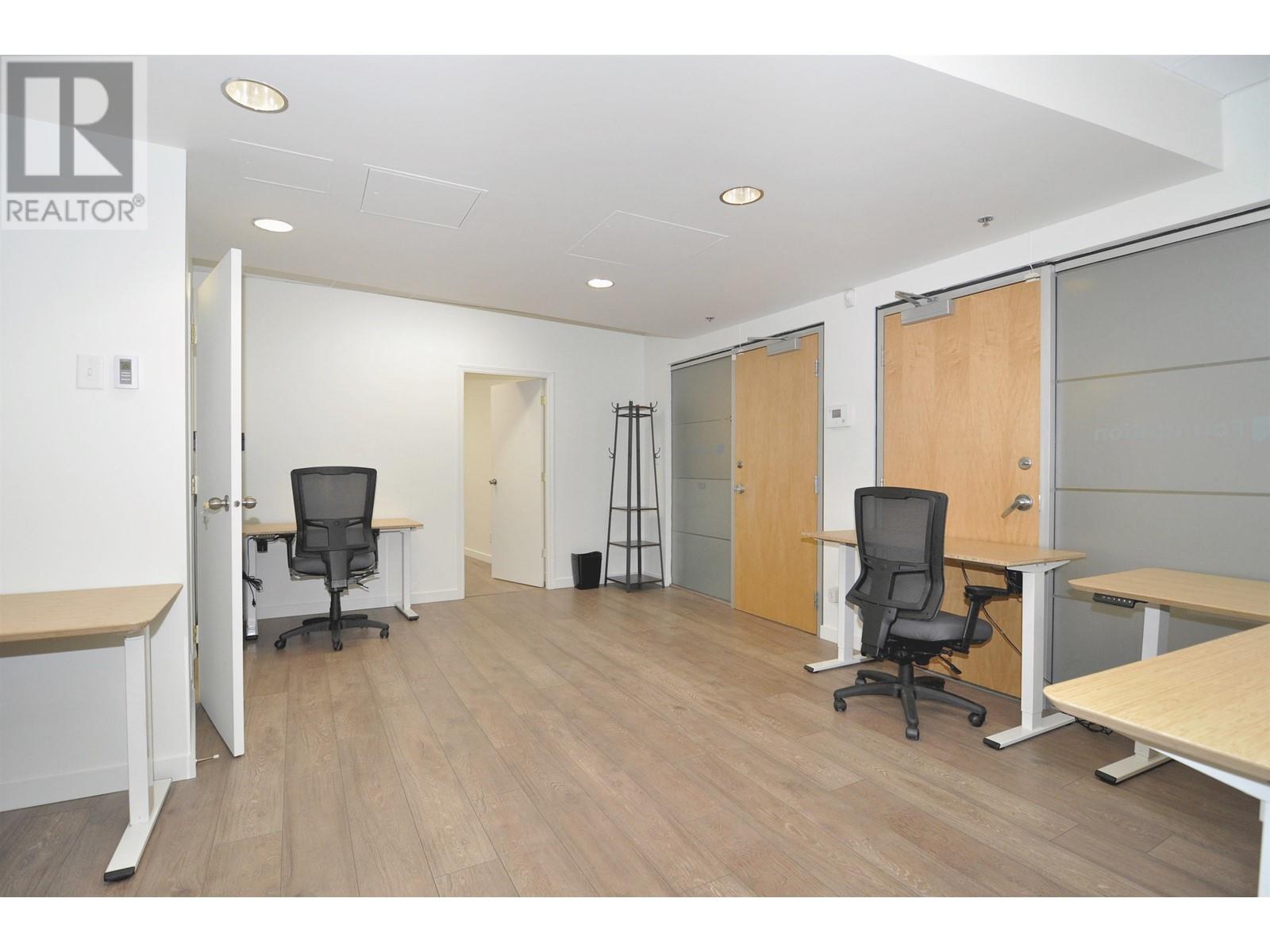 Listing Picture 10 of 17 : 126 & 127 970 BURRARD STREET, Vancouver / 溫哥華 - 魯藝地產 Yvonne Lu Group - MLS Medallion Club Member