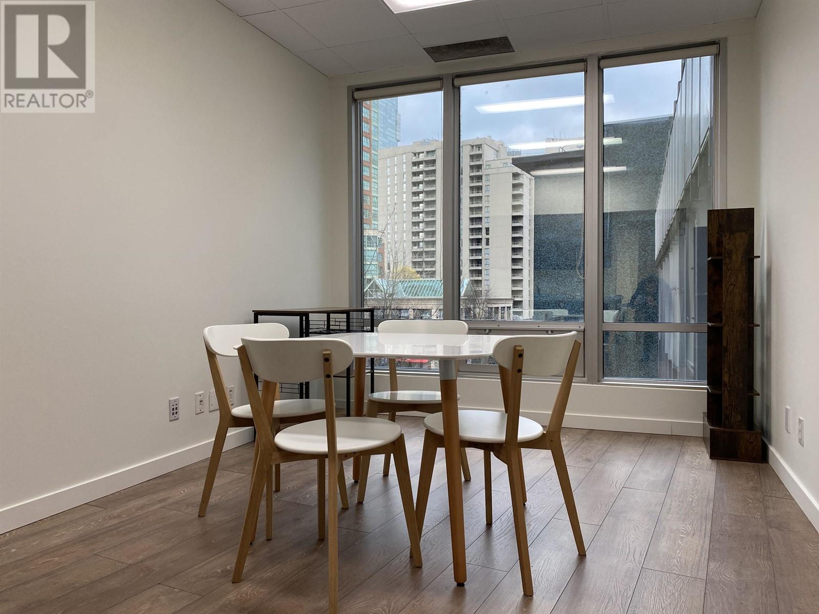 Listing Picture 8 of 17 : 126 & 127 970 BURRARD STREET, Vancouver / 溫哥華 - 魯藝地產 Yvonne Lu Group - MLS Medallion Club Member