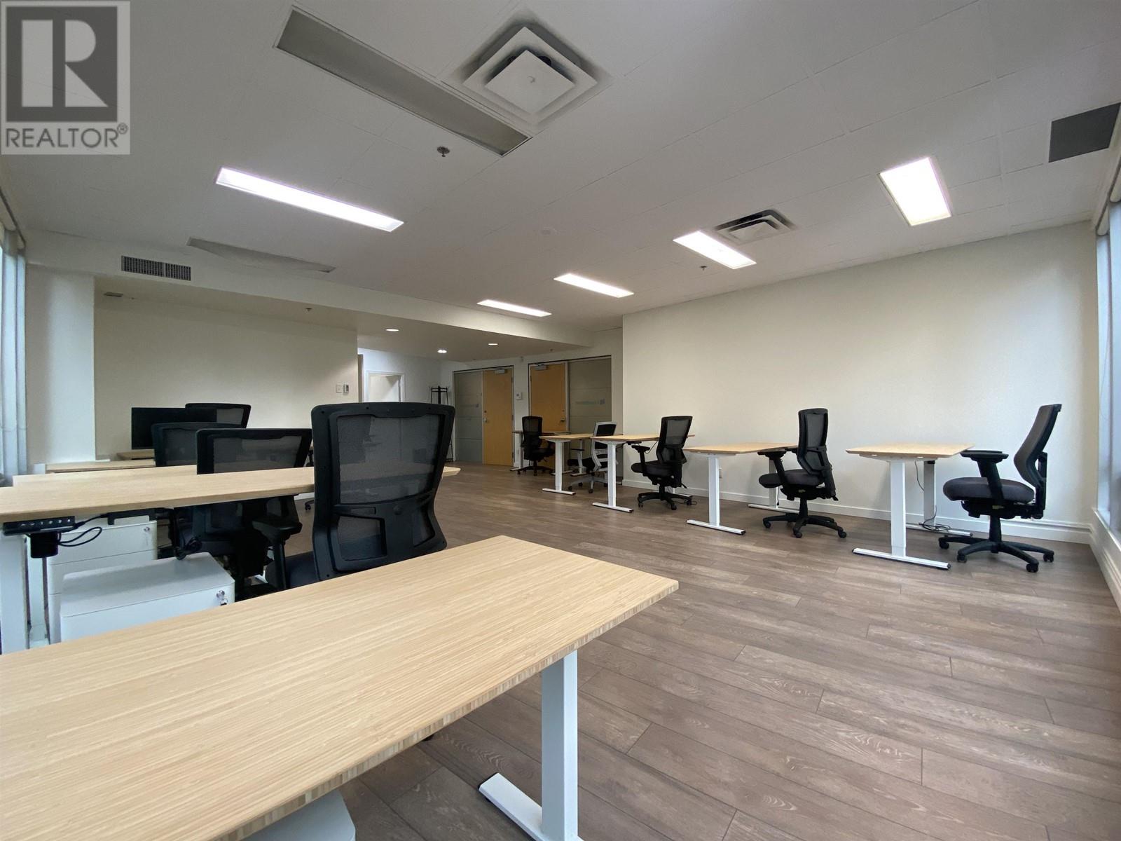 Listing Picture 3 of 17 : 126 & 127 970 BURRARD STREET, Vancouver / 溫哥華 - 魯藝地產 Yvonne Lu Group - MLS Medallion Club Member