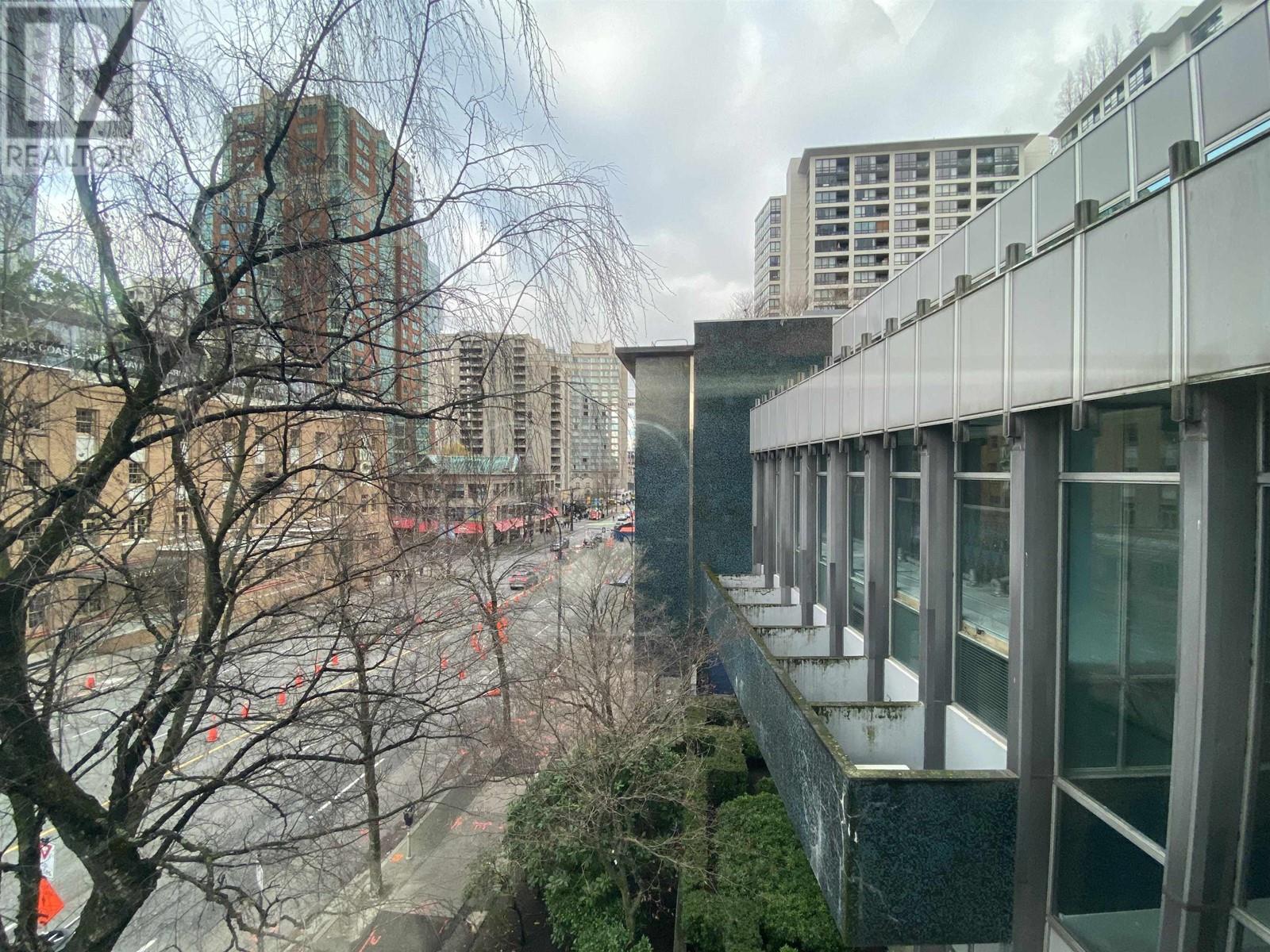 Listing Picture 9 of 17 : 126 & 127 970 BURRARD STREET, Vancouver / 溫哥華 - 魯藝地產 Yvonne Lu Group - MLS Medallion Club Member