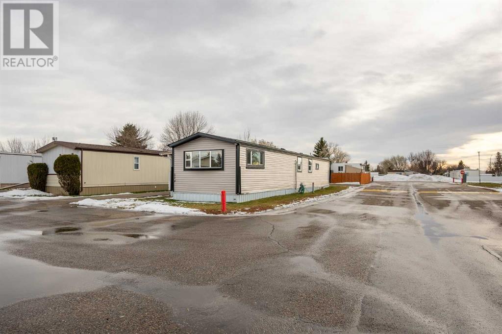 224, 2300 13 Street N, Lethbridge, Alberta  T1H 4E8 - Photo 2 - A2182652