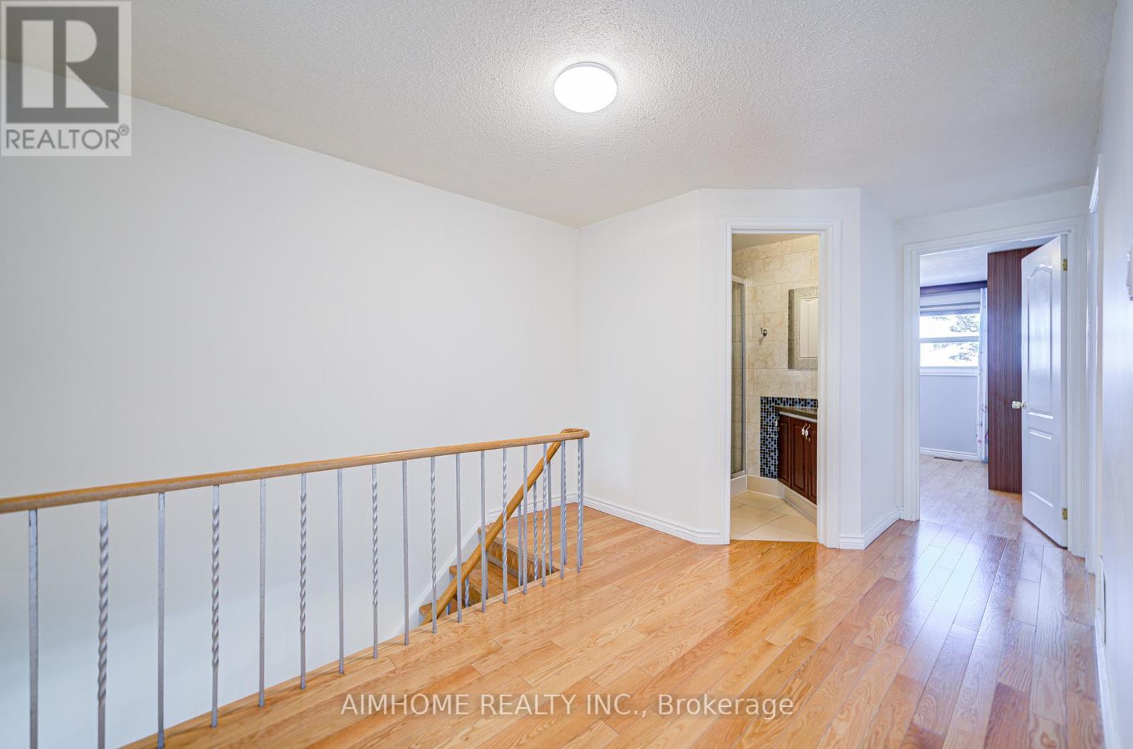 53 Wayside Avenue, Toronto, Ontario  M1V 1N2 - Photo 17 - E11899657