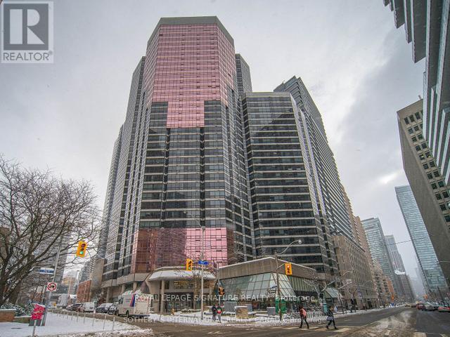 2116 - 1001 BAY STREET, Toronto, Ontario