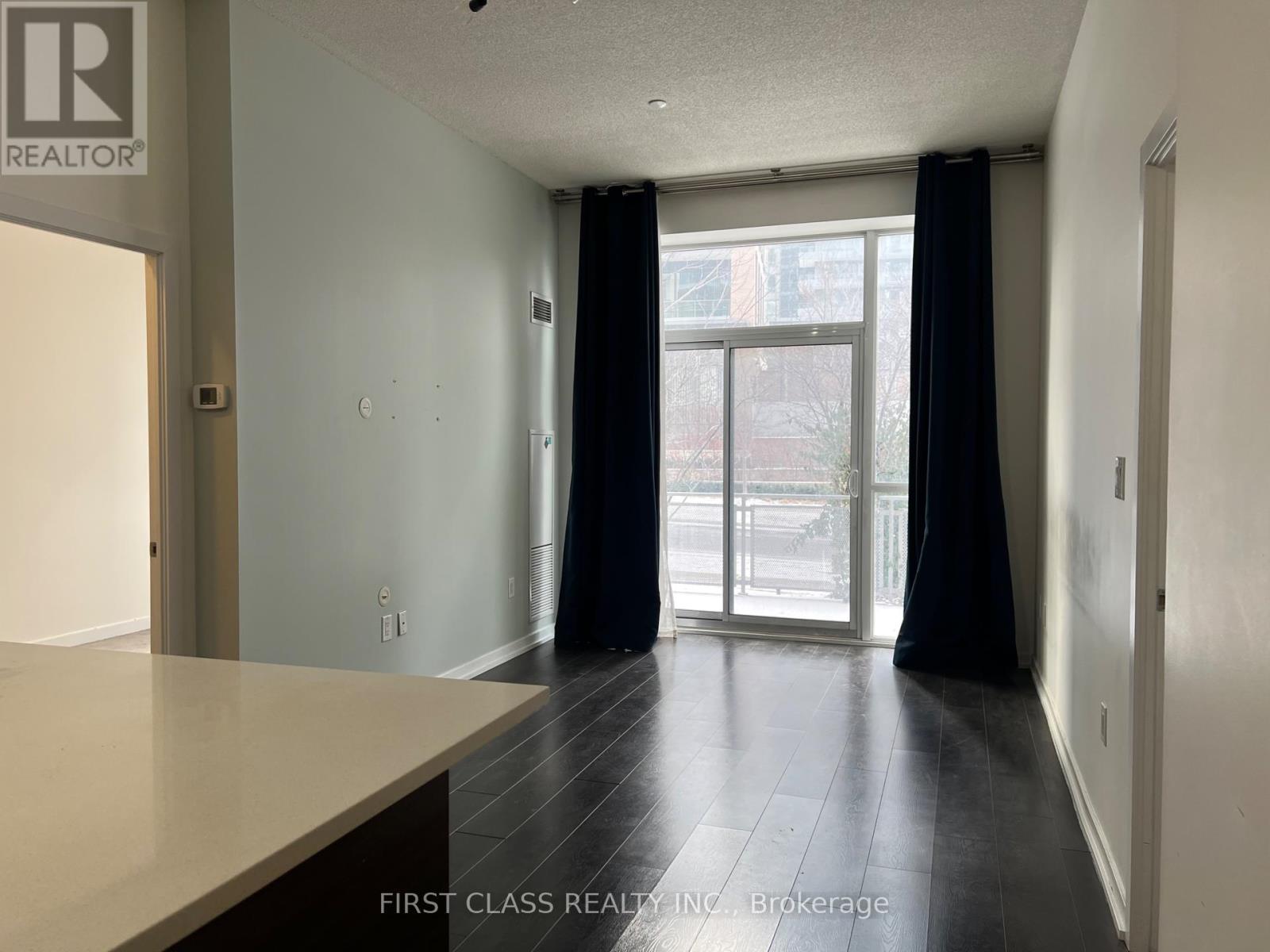 P06 - 62 Forest Manor Road, Toronto, Ontario  M2J 1M6 - Photo 2 - C11899689