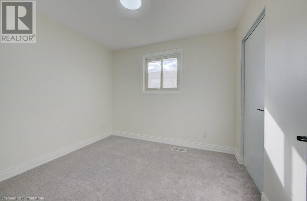 582 Chamberlain RoadBurlington, Ontario  L7L 2V5 - Photo 23 - 40672603