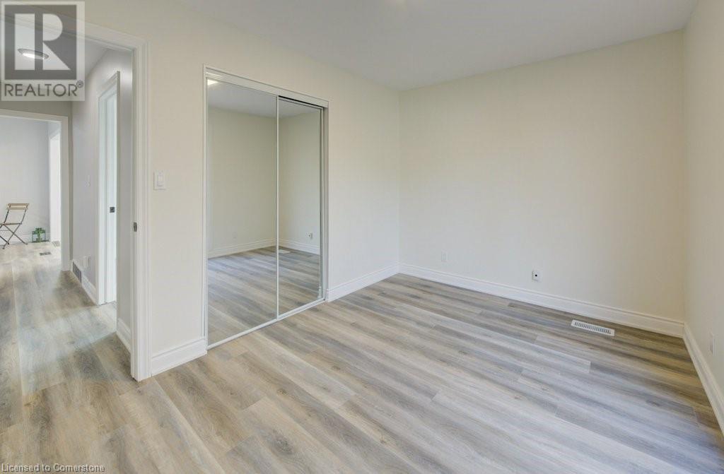 582 Chamberlain RoadBurlington, Ontario  L7L 2V5 - Photo 22 - 40672603