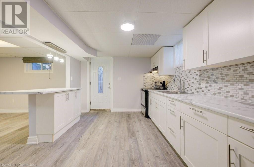 582 Chamberlain RoadBurlington, Ontario  L7L 2V5 - Photo 29 - 40672603