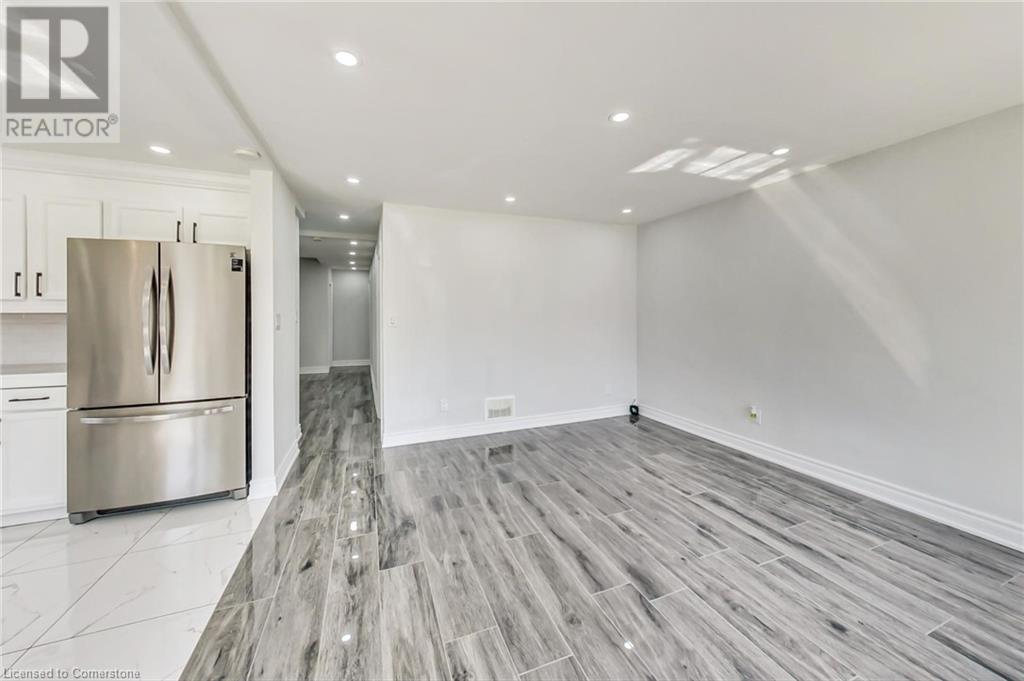 763 Tate Avenue, Hamilton, Ontario  L8H 6M1 - Photo 4 - 40686275