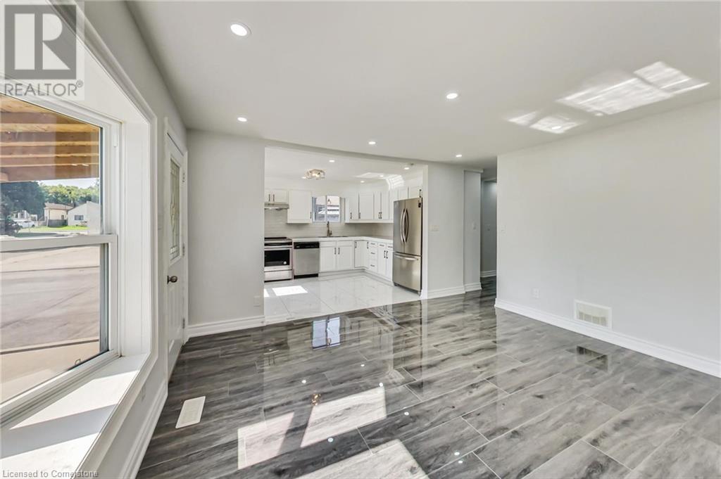 763 Tate Avenue, Hamilton, Ontario  L8H 6M1 - Photo 5 - 40686275