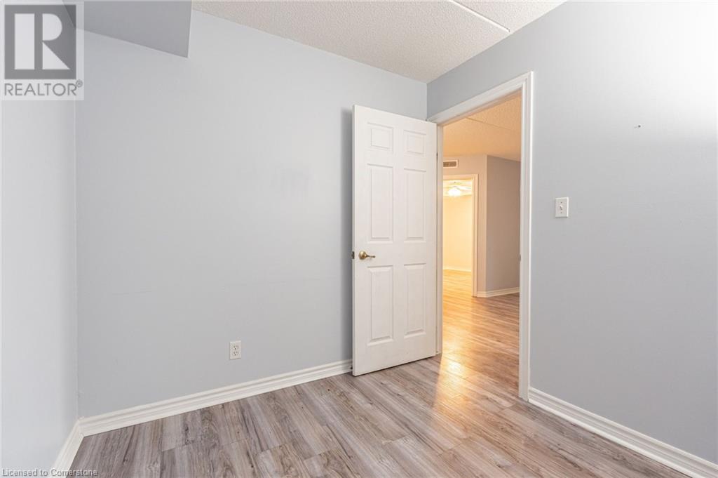 1830 Walkers Line Unit# 206Burlington, Ontario  L7M 4V5 - Photo 14 - 40685530